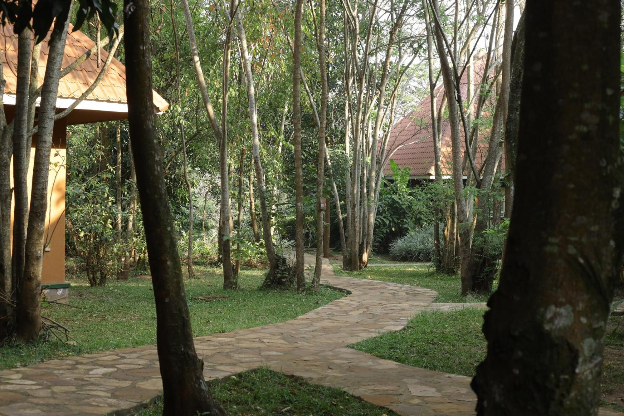 Kabalega Resort - Hoima Exteriör bild